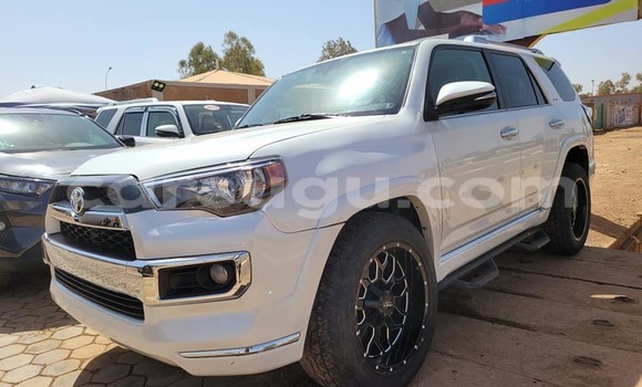 Buy Used Toyota 4Runner White Car in Aribinda in Soum Buy Used Toyota 4Runner White Car in Aribinda in Soum