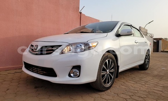 Sayi Na hannu Toyota Corolla White Mota in Aribinda a Soum Sayi Na hannu Toyota Corolla White Mota in Aribinda a Soum