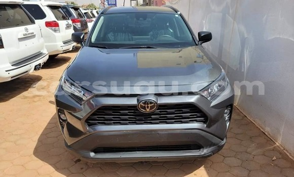 Sayi Na hannu Toyota RAV4 Black Mota in Aribinda a Soum Sayi Na hannu Toyota RAV4 Black Mota in Aribinda a Soum