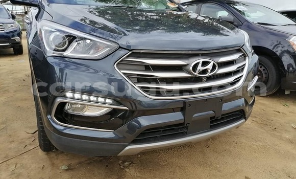 Sayi Na hannu Hyundai Santa Fe Blue Mota in Aribinda a Soum Sayi Na hannu Hyundai Santa Fe Blue Mota in Aribinda a Soum