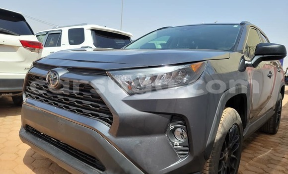 Sayi Na hannu Toyota RAV4 Black Mota in Aribinda a Soum Sayi Na hannu Toyota RAV4 Black Mota in Aribinda a Soum