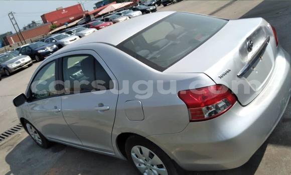 Acheter Occasion Voiture Toyota Yaris Gris à Aribinda, Soum Acheter Occasion Voiture Toyota Yaris Gris à Aribinda, Soum