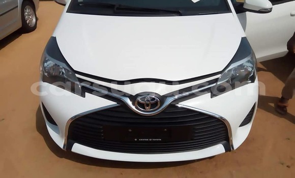 Acheter Occasion Voiture Toyota Yaris Blanc à Aribinda, Soum Acheter Occasion Voiture Toyota Yaris Blanc à Aribinda, Soum