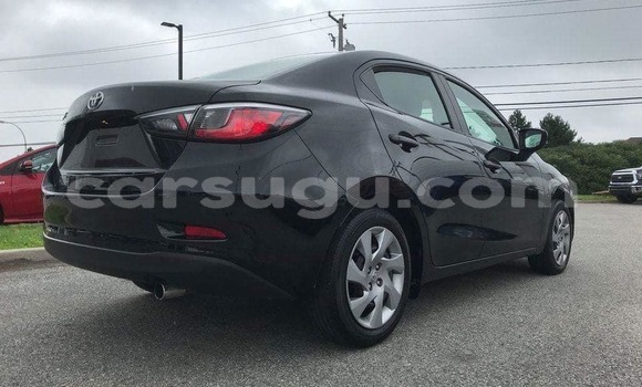 Acheter Occasion Voiture Toyota Yaris Noir à Aribinda, Soum Acheter Occasion Voiture Toyota Yaris Noir à Aribinda, Soum