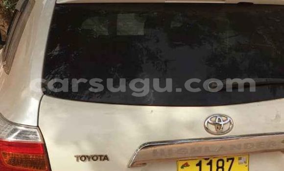 Acheter Occasion Voiture Toyota Highlander Blanc à Aribinda, Soum Acheter Occasion Voiture Toyota Highlander Blanc à Aribinda, Soum