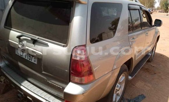 Acheter Occasion Voiture Toyota 4Runner Gris à Aribinda, Soum Acheter Occasion Voiture Toyota 4Runner Gris à Aribinda, Soum