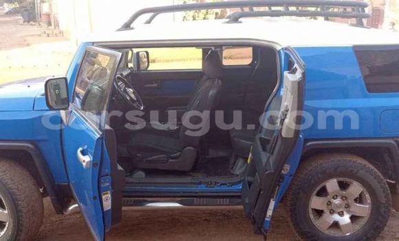 Acheter Occasion Voiture Toyota FJ Cruiser Bleu à Aribinda, Soum Acheter Occasion Voiture Toyota FJ Cruiser Bleu à Aribinda, Soum