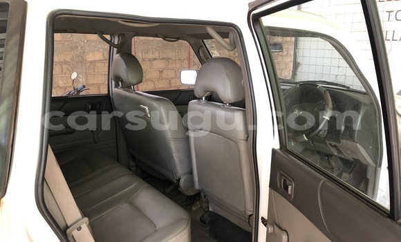 Acheter Occasion Voiture Nissan Patrol Blanc à Ouagadougou, Burkina-Faso Acheter Occasion Voiture Nissan Patrol Blanc à Ouagadougou, Burkina-Faso