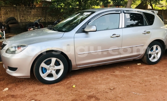 Acheter Occasion Voiture Mazda 3 Gris à Bobo Dioulasso, Burkina-Faso Acheter Occasion Voiture Mazda 3 Gris à Bobo Dioulasso, Burkina-Faso