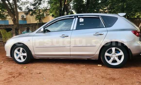 Acheter Occasion Voiture Mazda 3 Gris à Bobo Dioulasso, Burkina-Faso Acheter Occasion Voiture Mazda 3 Gris à Bobo Dioulasso, Burkina-Faso