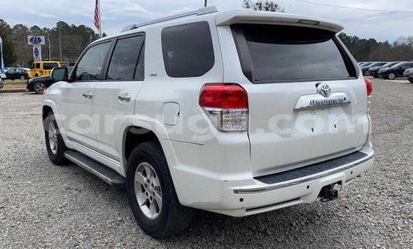 Acheter Occasion Voiture Toyota 4Runner Blanc à Ouagadougou, Burkina-Faso Acheter Occasion Voiture Toyota 4Runner Blanc à Ouagadougou, Burkina-Faso