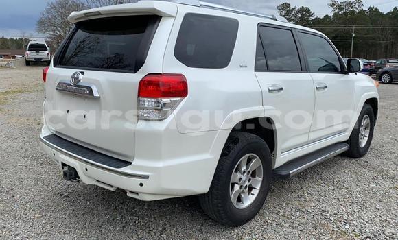 Acheter Occasion Voiture Toyota 4Runner Blanc à Ouagadougou, Burkina-Faso Acheter Occasion Voiture Toyota 4Runner Blanc à Ouagadougou, Burkina-Faso