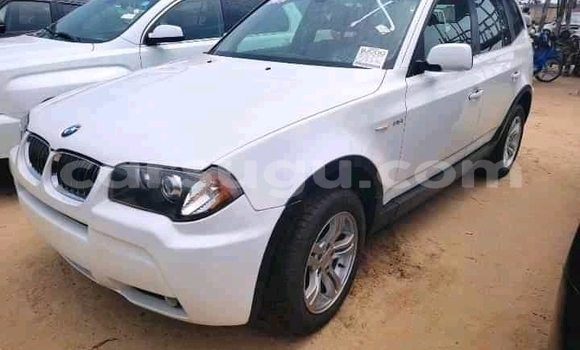 Acheter Occasion Voiture BMW X3 Blanc à Ouagadougou, Burkina-Faso Acheter Occasion Voiture BMW X3 Blanc à Ouagadougou, Burkina-Faso