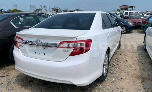 Buy Used Toyota Camry White Car in Ouagadougou in Burkina Faso Buy Used Toyota Camry White Car in Ouagadougou in Burkina Faso