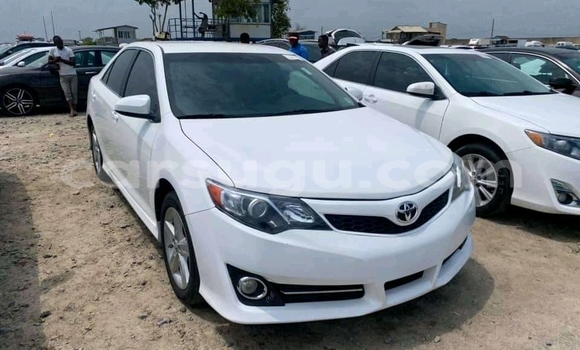 Buy Used Toyota Camry White Car in Ouagadougou in Burkina Faso Buy Used Toyota Camry White Car in Ouagadougou in Burkina Faso