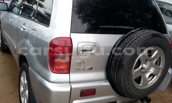 Acheter Neuf Voiture Toyota RAV4 Gris à Ouagadougou, Burkina-Faso Acheter Neuf Voiture Toyota RAV4 Gris à Ouagadougou, Burkina-Faso