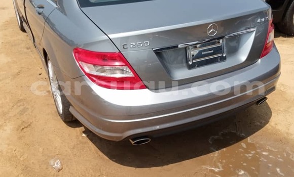 Acheter Neuf Voiture Mercedes-Benz 4Matic Gris à Ouagadougou, Burkina-Faso Acheter Neuf Voiture Mercedes-Benz 4Matic Gris à Ouagadougou, Burkina-Faso