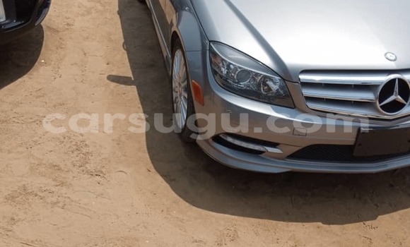 Acheter Neuf Voiture Mercedes-Benz 4Matic Gris à Ouagadougou, Burkina-Faso Acheter Neuf Voiture Mercedes-Benz 4Matic Gris à Ouagadougou, Burkina-Faso