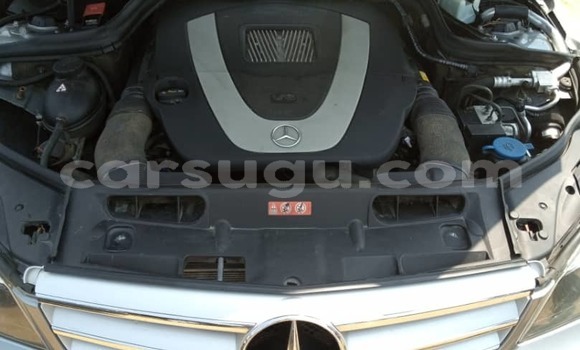 Acheter Neuf Voiture Mercedes-Benz 4Matic Gris à Ouagadougou, Burkina-Faso Acheter Neuf Voiture Mercedes-Benz 4Matic Gris à Ouagadougou, Burkina-Faso