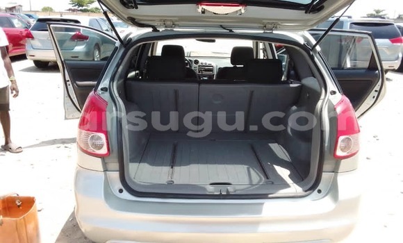 Acheter Occasion Voiture Toyota Matrix Gris à Ouagadougou, Burkina-Faso Acheter Occasion Voiture Toyota Matrix Gris à Ouagadougou, Burkina-Faso