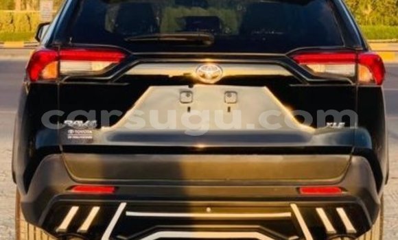 Acheter Import Voiture Toyota RAV4 Blanc à Ouagadougou, Burkina-Faso Acheter Import Voiture Toyota RAV4 Blanc à Ouagadougou, Burkina-Faso