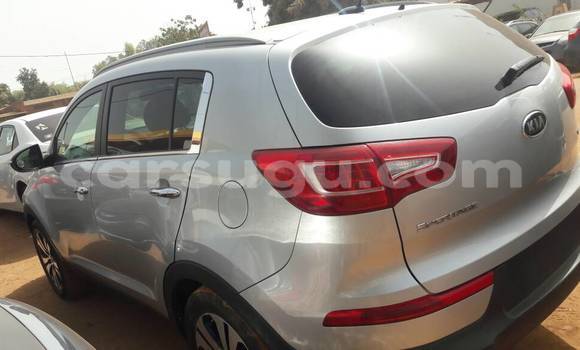 Acheter Occasion Voiture Kia Sportage Gris à Ouagadougou, Burkina-Faso Acheter Occasion Voiture Kia Sportage Gris à Ouagadougou, Burkina-Faso