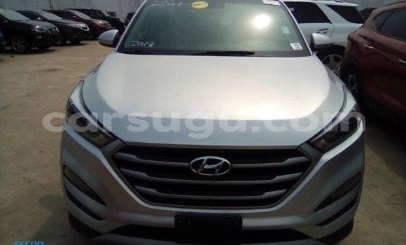 Acheter Occasion Voiture Hyundai Tucson Gris à Ouagadougou, Burkina-Faso Acheter Occasion Voiture Hyundai Tucson Gris à Ouagadougou, Burkina-Faso