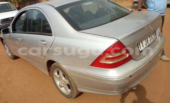 Acheter Occasion Voiture Mercedes‒Benz E-Class Gris à Ouagadougou au Burkina-Faso Acheter Occasion Voiture Mercedes‒Benz E-Class Gris à Ouagadougou au Burkina-Faso
