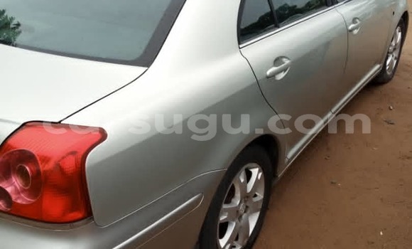 Acheter Occasion Voiture Toyota Avensis Gris à Ouagadougou, Burkina-Faso Acheter Occasion Voiture Toyota Avensis Gris à Ouagadougou, Burkina-Faso
