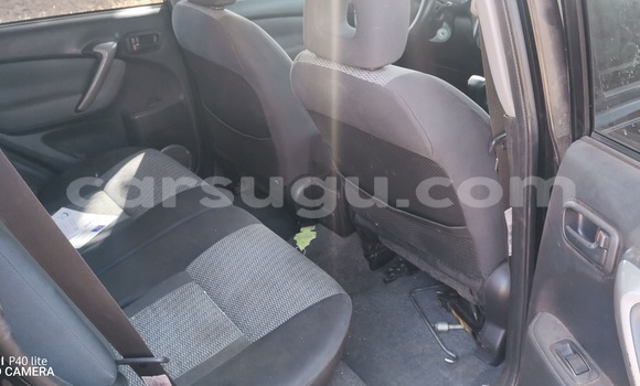 Acheter Occasion Voiture Toyota RAV4 Gris à Ouagadougou, Burkina-Faso Acheter Occasion Voiture Toyota RAV4 Gris à Ouagadougou, Burkina-Faso