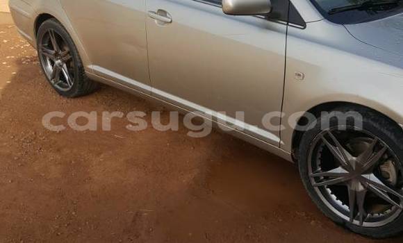 Acheter Occasion Voiture Toyota Avensis Gris à Ouagadougou au Burkina-Faso Acheter Occasion Voiture Toyota Avensis Gris à Ouagadougou au Burkina-Faso