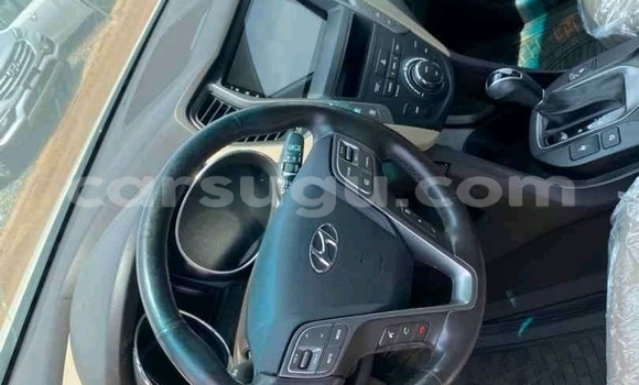 Buy Used Hyundai Santa Fe Other Car in Ouagadougou in Burkina Faso Buy Used Hyundai Santa Fe Other Car in Ouagadougou in Burkina Faso