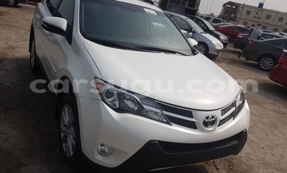Acheter Neuf Voiture Toyota RAV4 Noir à Ouagadougou, Burkina-Faso Acheter Neuf Voiture Toyota RAV4 Noir à Ouagadougou, Burkina-Faso