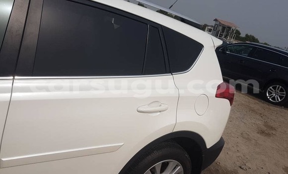 Acheter Neuf Voiture Toyota RAV4 Noir à Ouagadougou, Burkina-Faso Acheter Neuf Voiture Toyota RAV4 Noir à Ouagadougou, Burkina-Faso