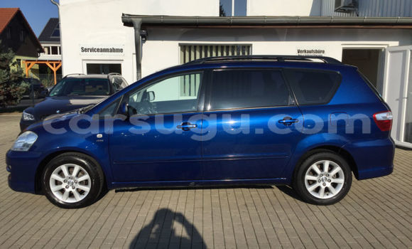 Acheter Occasion Voiture Toyota Avensis Verso Bleu à Kampti, Poni Acheter Occasion Voiture Toyota Avensis Verso Bleu à Kampti, Poni