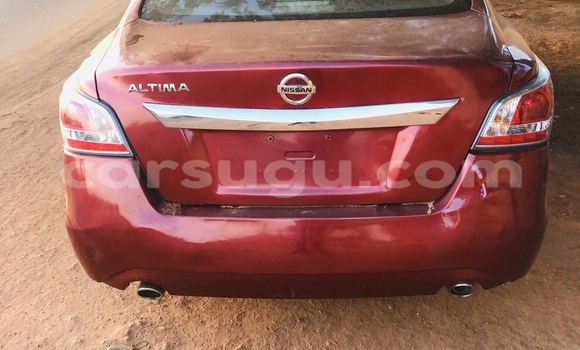 Acheter Import Voiture Nissan Altima Rouge à Ouagadougou, Burkina-Faso Acheter Import Voiture Nissan Altima Rouge à Ouagadougou, Burkina-Faso