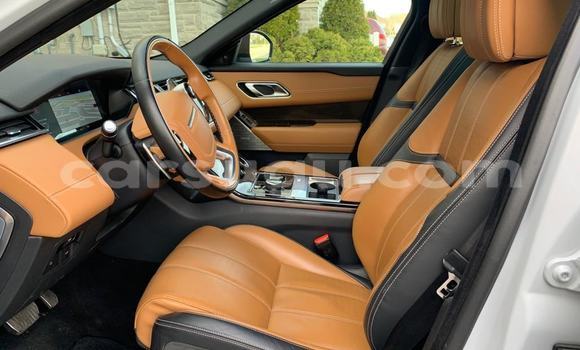 Acheter Occasion Voiture Land Rover Range Rover Velar Blanc à Ouagadougou, Burkina-Faso Acheter Occasion Voiture Land Rover Range Rover Velar Blanc à Ouagadougou, Burkina-Faso