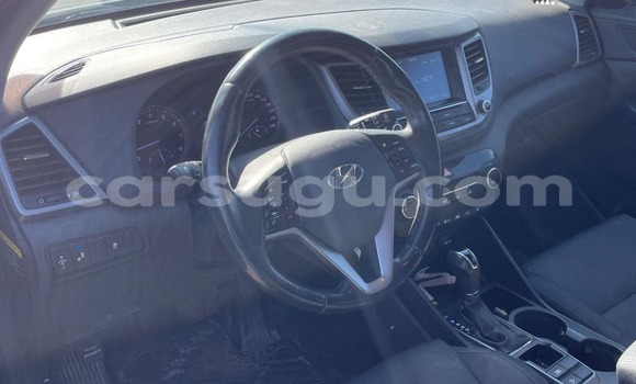 Acheter Occasion Voiture Hyundai Tucson Noir à Ouagadougou, Burkina-Faso Acheter Occasion Voiture Hyundai Tucson Noir à Ouagadougou, Burkina-Faso