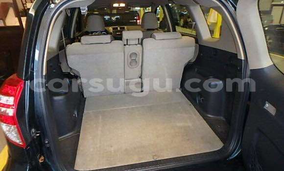 Acheter Occasion Voiture Toyota RAV4 Noir à Ouagadougou, Burkina-Faso Acheter Occasion Voiture Toyota RAV4 Noir à Ouagadougou, Burkina-Faso