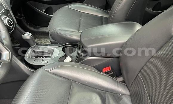 Acheter Occasion Voiture Hyundai Santa Fe Bleu à Ouagadougou, Burkina-Faso Acheter Occasion Voiture Hyundai Santa Fe Bleu à Ouagadougou, Burkina-Faso