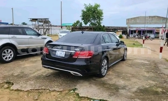 Acheter Occasion Voiture Mercedes-Benz E–Class Autre à Ouagadougou, Burkina-Faso Acheter Occasion Voiture Mercedes-Benz E–Class Autre à Ouagadougou, Burkina-Faso