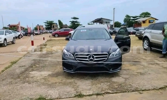 Acheter Occasion Voiture Mercedes-Benz E–Class Autre à Ouagadougou, Burkina-Faso Acheter Occasion Voiture Mercedes-Benz E–Class Autre à Ouagadougou, Burkina-Faso
