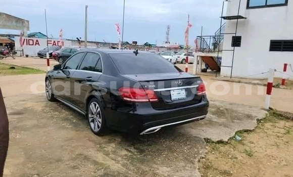 Acheter Occasion Voiture Mercedes-Benz E–Class Autre à Ouagadougou, Burkina-Faso Acheter Occasion Voiture Mercedes-Benz E–Class Autre à Ouagadougou, Burkina-Faso