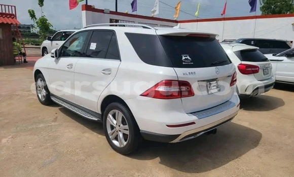 Acheter Occasion Voiture Mercedes-Benz ML–Class Autre à Ouagadougou, Burkina-Faso Acheter Occasion Voiture Mercedes-Benz ML–Class Autre à Ouagadougou, Burkina-Faso