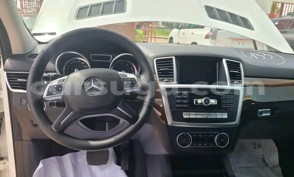 Acheter Occasion Voiture Mercedes-Benz ML–Class Autre à Ouagadougou, Burkina-Faso Acheter Occasion Voiture Mercedes-Benz ML–Class Autre à Ouagadougou, Burkina-Faso