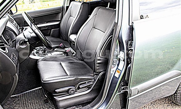 Acheter Neuf Voiture Suzuki Grand Vitara Noir à Ouagadougou, Burkina-Faso Acheter Neuf Voiture Suzuki Grand Vitara Noir à Ouagadougou, Burkina-Faso