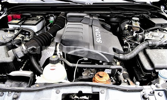 Acheter Neuf Voiture Suzuki Grand Vitara Noir à Ouagadougou, Burkina-Faso Acheter Neuf Voiture Suzuki Grand Vitara Noir à Ouagadougou, Burkina-Faso