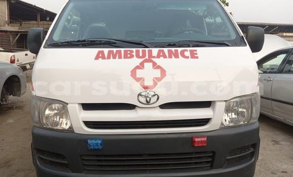 Acheter Occasion Voiture Toyota Hiace Blanc à Ouagadougou, Burkina-Faso Acheter Occasion Voiture Toyota Hiace Blanc à Ouagadougou, Burkina-Faso
