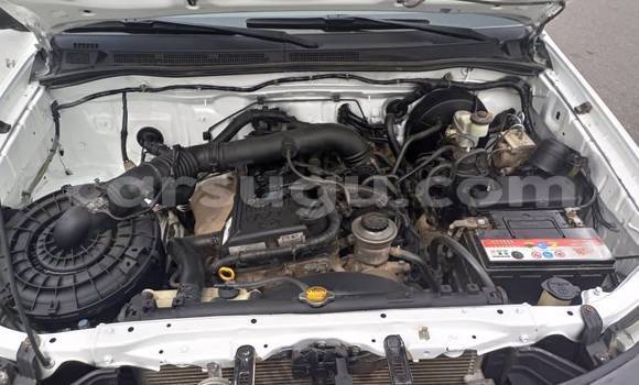 Acheter Occasion Voiture Toyota Hilux Blanc à Ouagadougou, Burkina-Faso Acheter Occasion Voiture Toyota Hilux Blanc à Ouagadougou, Burkina-Faso