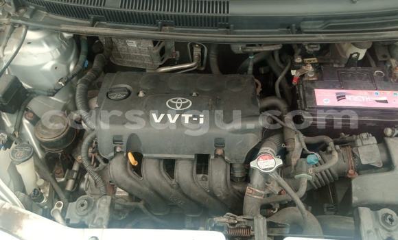 Acheter Occasion Voiture Toyota Yaris Gris à Ouagadougou, Burkina-Faso Acheter Occasion Voiture Toyota Yaris Gris à Ouagadougou, Burkina-Faso